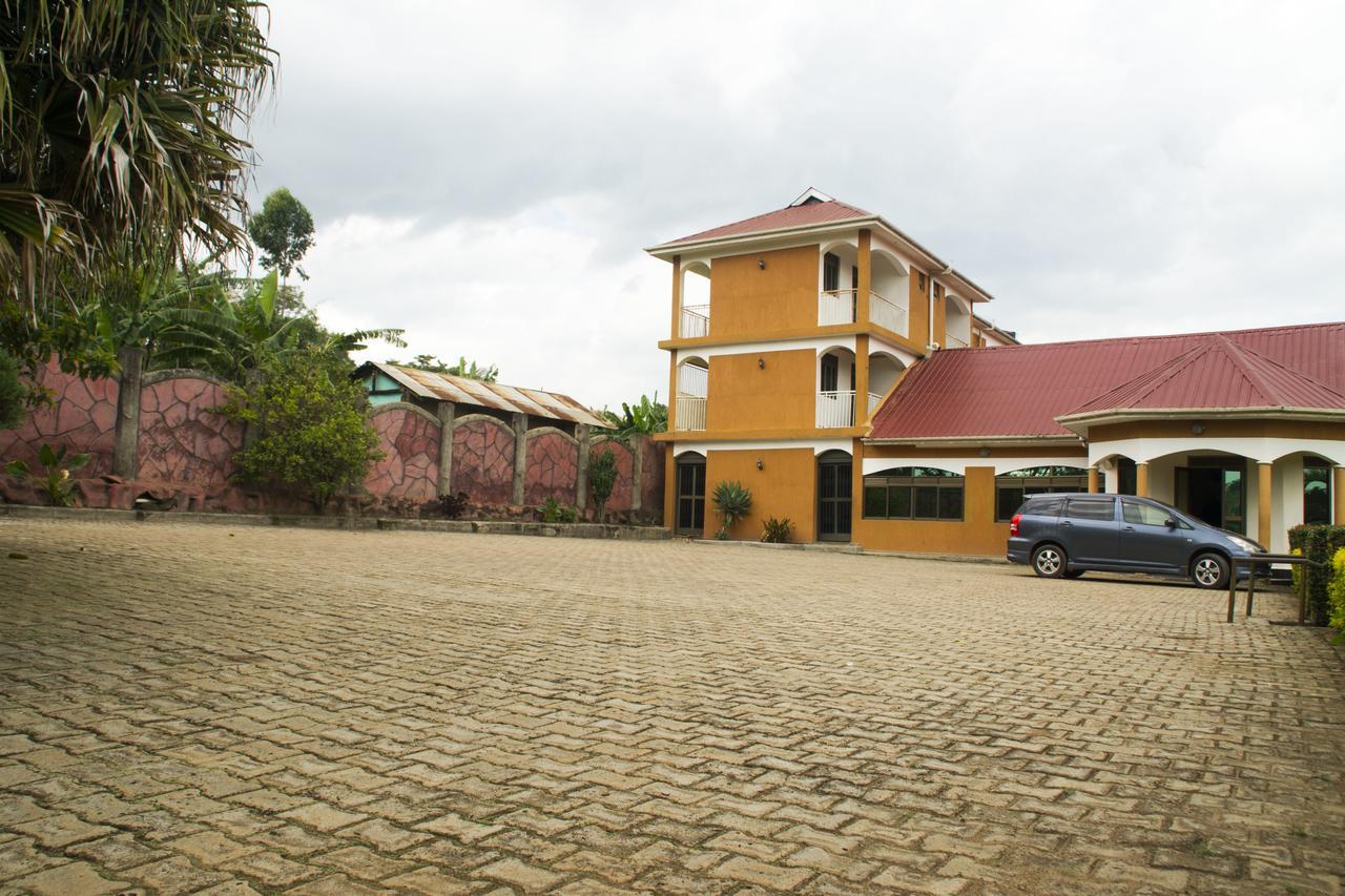 Rays Hotel Mbarara Exterior photo